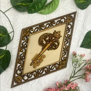 Vintage Syroco Ornate Key Wall Decor